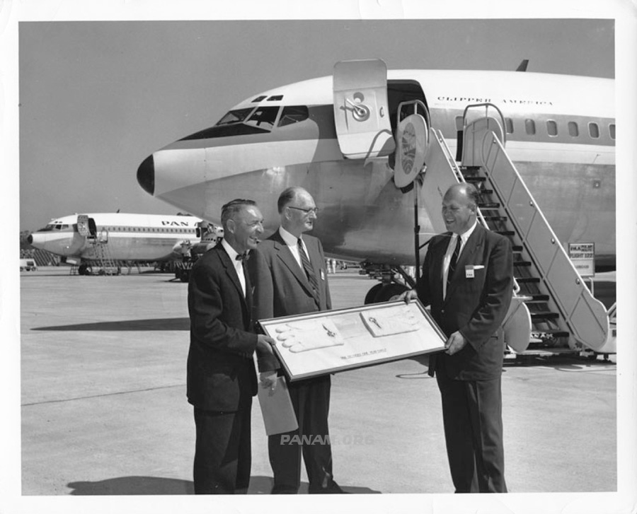 John Borger (right) accepting the keys to 707 Clipper Tradewind